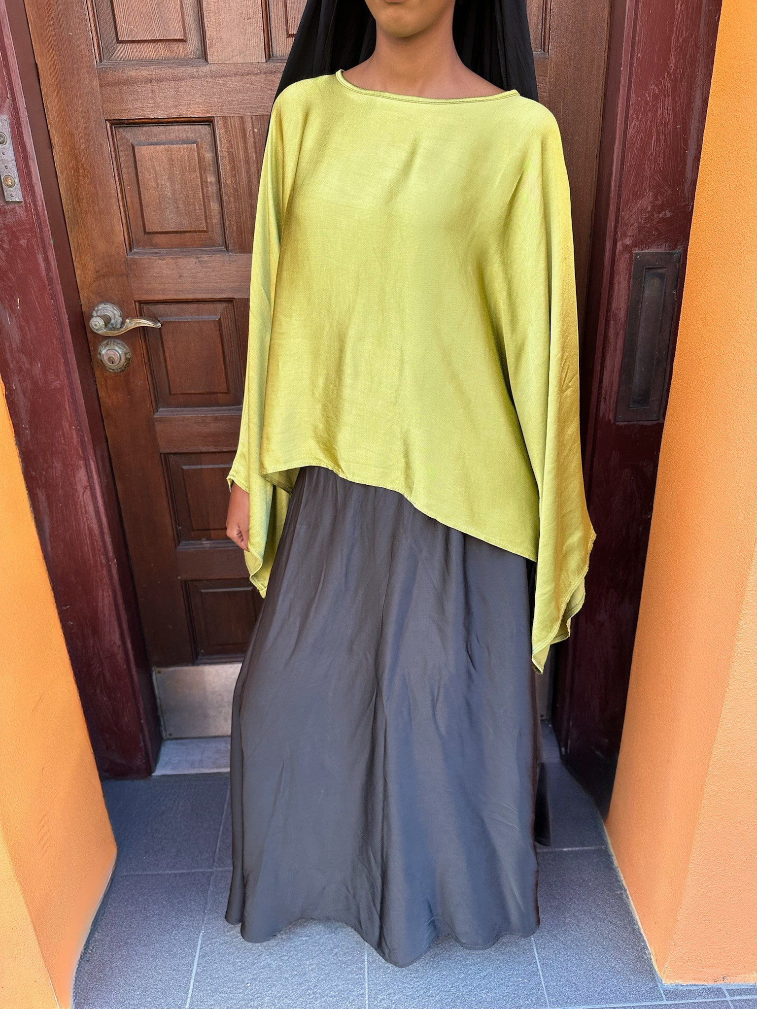 Medina Cape Top